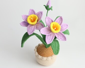 Gehäkelte Narzisse im Topf, handgemachte Frühlingsblumen, Mini Blumenpflanze für Schreibtisch oder Regal, Einweihungsparty Geschenk, Geschenk für Sie, Geburtsblume