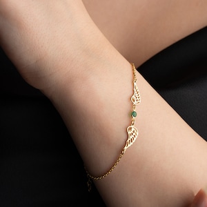 Dainty Angel Wing Birthstone Bracelet Angel Wings Bracelet Gold with Birthstone Sterling Silver Guardian Angel Bracelet for Mom Gift for Her