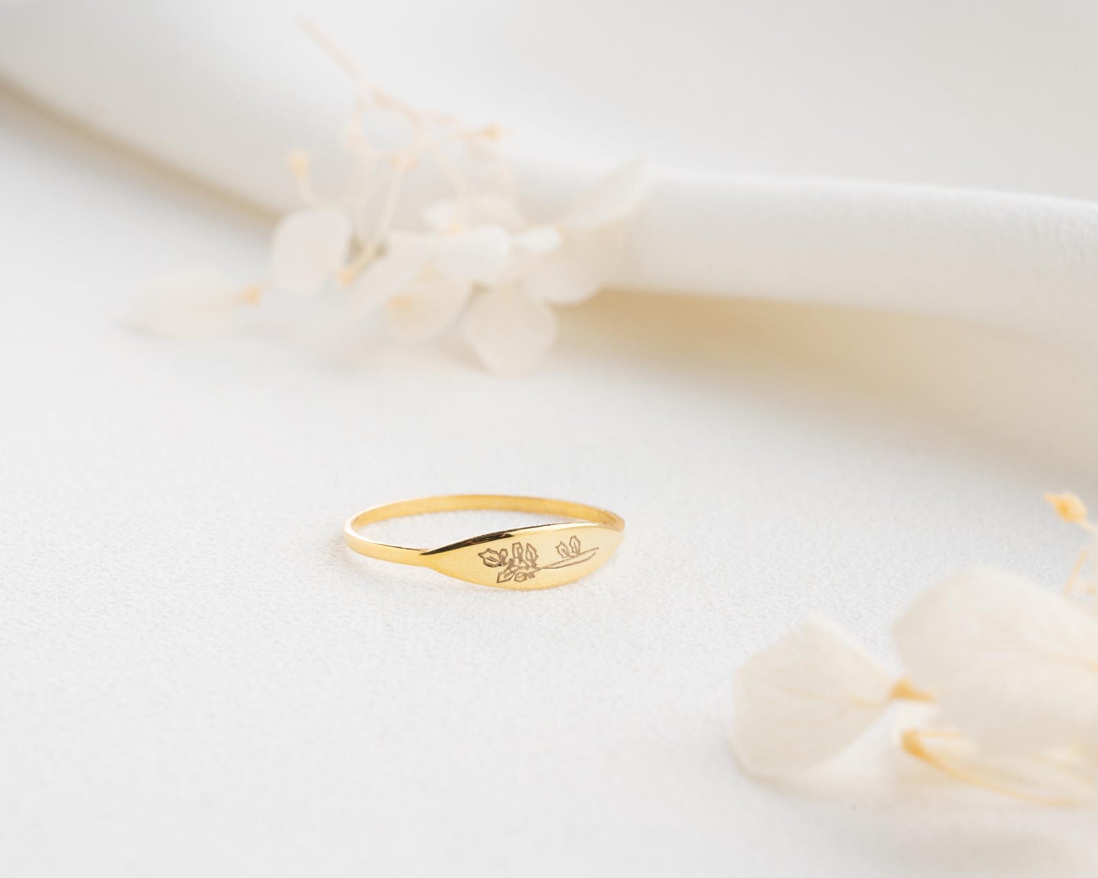 Custom Gold Birth Flower Ring Dainty Personalized Birth Month Flower ...