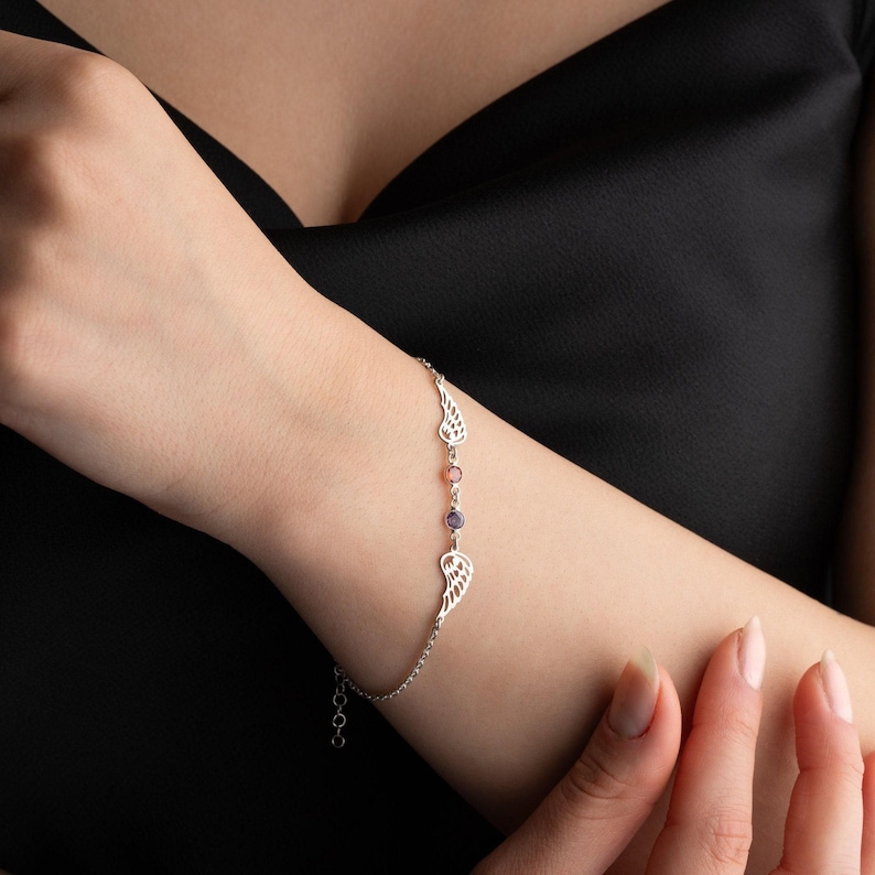 Angel Wings Bracelet Gold with Birthstone Dainty Angel Wing Birthstone Bracelet Guardian Angel Bracelet for Mom Gift for Her Bild 1
