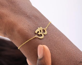 Yoga Bracelet Gold Ohm Bracelet Om Bracelet Gold Aum bracelet Yoga Teacher Gift for Yogi Ohm Pendant for Women
