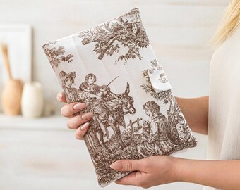 Book Sleeve with Zippered Pocket, Quilted Toile de Jouy Fabric, Personalized with Embroidered Name, Brown