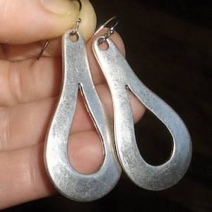 Boucles d'oreilles longues bohèmes funky en argent : bijoux en argent uniques pour femme