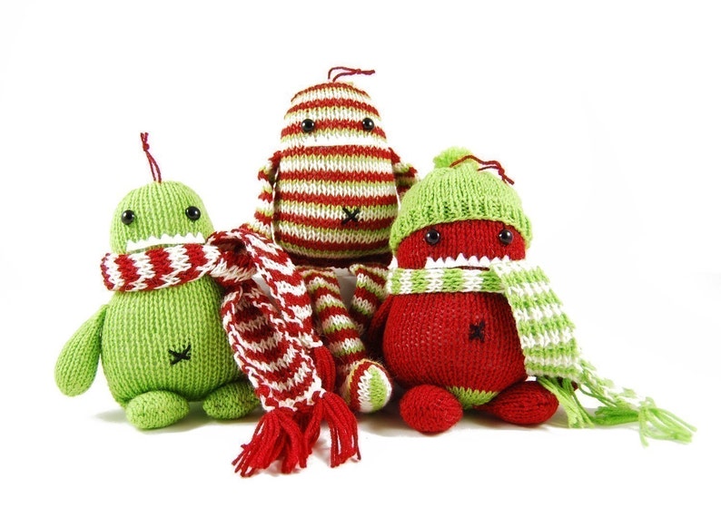 Holly Ivy and Steve Three Christmas Hooligans Ornament Knitting Pattern Pdf INSTANT DOWNLOAD image 2
