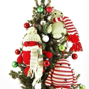 Holly Ivy and Steve Three Christmas Hooligans Ornament Knitting Pattern Pdf INSTANT DOWNLOAD image 3