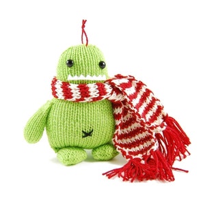 Holly Ivy and Steve Three Christmas Hooligans Ornament Knitting Pattern Pdf INSTANT DOWNLOAD image 4