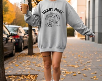 Sudadera de cuello redondo de fútbol Beast Mode, ropa deportiva unisex, sudadera de fútbol, regalo deportivo, estilo casual, ropa para el día del partido, para amantes del fútbol.