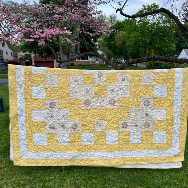 Handmade quilt, Sunny buttercream yellow quilt- embroidered and hand stitched, cottage quilt, cozy handmade quilt, TwoSwansSwimming
