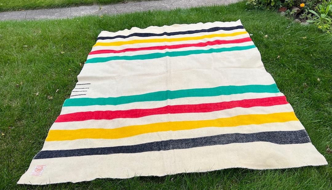 Vintage Hudson Bay 4 Point Blanket, Winter White With Rainbow Stripes