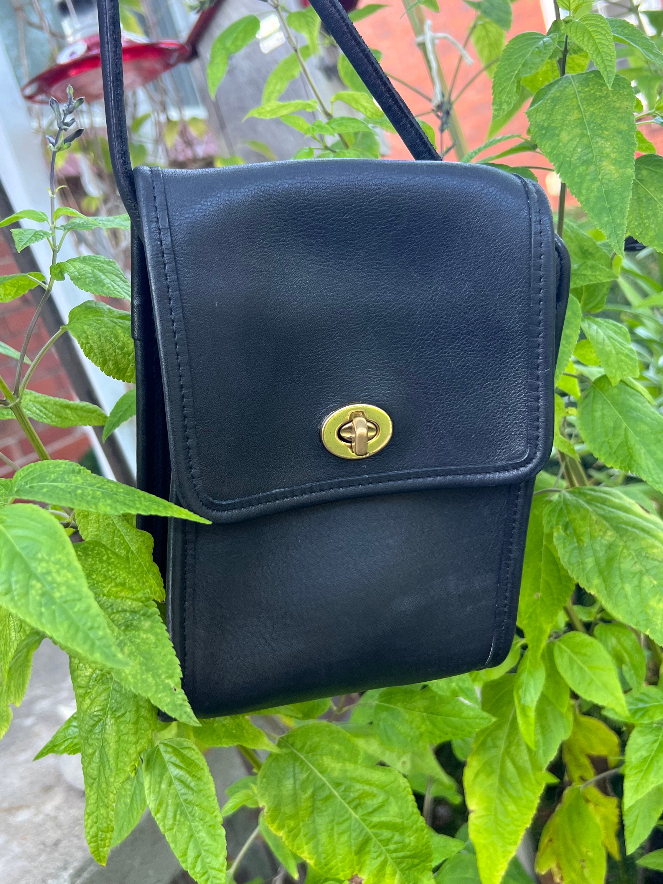 Old COACH Vintage Mini Shoulder bag Pochette Cosash Unisex Leather Black  5973h