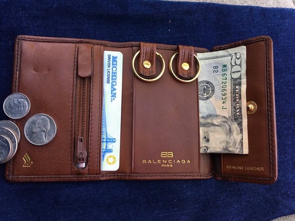 balenciaga key wallet