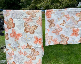 Vintage Butterfly Bed Sheet Set: 1970s Twin Sheet & Pillowcase