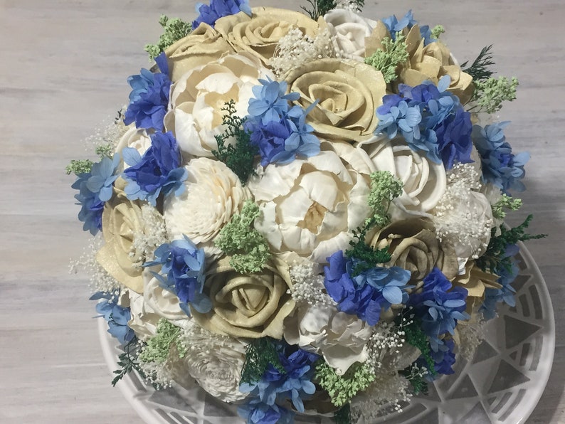 champagne and dusty blue wedding