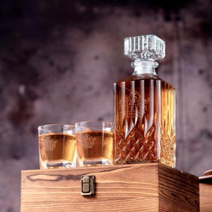 Personalized Whiskey Decanter Set: Engraved Glass, Groomsmen Gift