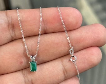 Natural Emerald Pendant 6x4mm – AA Grade Emerald Cut Scroll Solitaire in Platinum – May Birthstone Necklace – Dainty Necklace