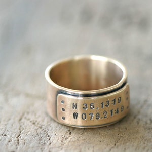 14k Gold Latitude Longitude Personalized Wedding Ring E0309 image 3