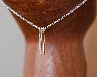 Dainty Personalized Dangle Necklace 14k Gold (E0605)