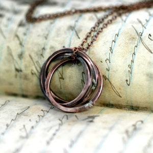 Rustic Oxidized Copper Trinity Ring Necklace E0247 image 2