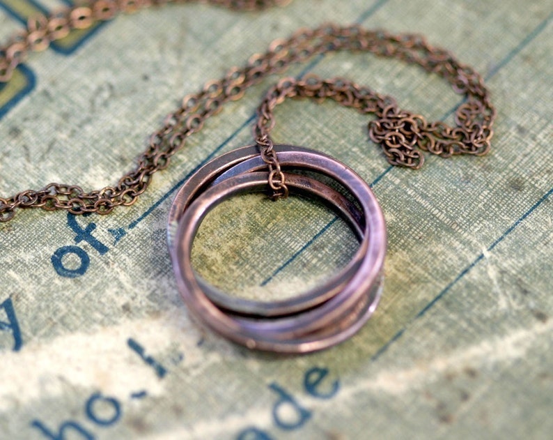 Rustic Oxidized Copper Trinity Ring Necklace E0247 image 3