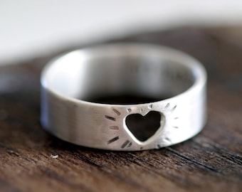 Heart Ring Silver Cutout Mothers Day Ring (E0199)