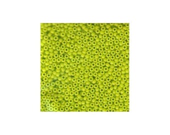 8-416, Miyuki 22g Chartreuse 8-416, Miyuki 22g Chartreuse