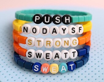 Mama-Armband | Personalisierter Namensschmuck mit Perlen | Gefühlvolles Geschenk für Mama | Muttertag/Jahrestag