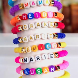 Custom Name Beaded Bracelets – Personalized Friendship Jewelry Gifts in Bulk
