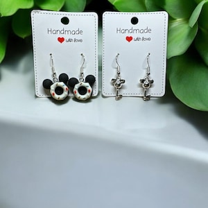 Mickey Mouse Inspired Hanging Earrings,Disney Theme Earrings,Mickey Mouse,Mickey Mouse Earrings