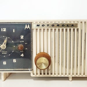 Vintage Motorola clock radio