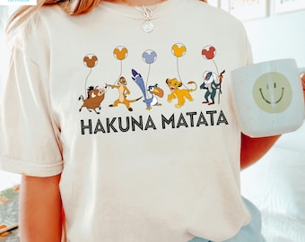 Hakuna Matata, Camisa Globo, Disney Animal Kingdom, El Rey León, Simba, Timon, Pumba, Zazu, Rafiki, Mickey Mouse, Colores Confort 211719