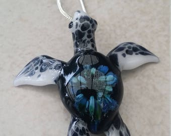 Glass Sea Turtle Pendant Jewelry Gift for Mom Gift Nautical Sea Glass Necklace for Guys Body Decor Beach Jewelry Ocean jewelry