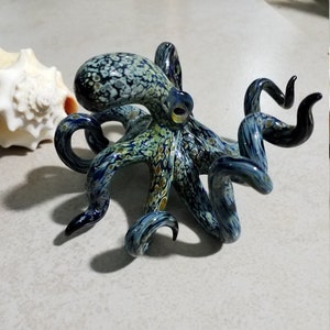 Octopus Sculpture Glass Octopus  Nautical Ocean Art Figurine Hand blown Glass Octopus Art Glass Home Decor Glass Art Collection