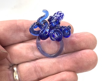 Blown Glass Octopus Ring: Handmade Kraken Tentacle Jewelry