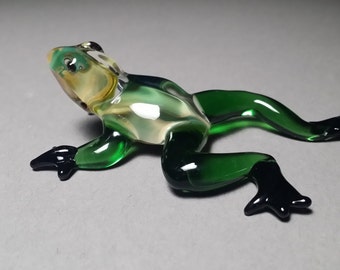 Grüner Glasfrosch-Kunst-Skulptur. Tolles mundgeblasenes Geschenk oder Schreibtischdekoration