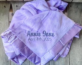 Personalized Baby Blanket: Custom Embroidered Newborn Gift