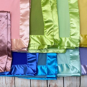 Satin edge Waffle Blanket Personalized embroidered GREAT BABY GIFT Embroidery