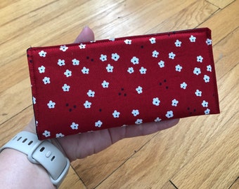 Vera Bradley Rosy Posies Hard Sunglasses Case – Red Pink Floral – NWT Vera Bradley Rosy Posies Hard Eyeglass Sunglass Case Retired  main image 3