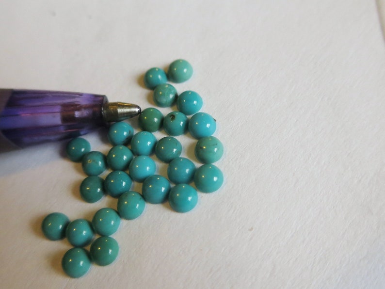 10 Natural 3mm Turquoise Round Cabs