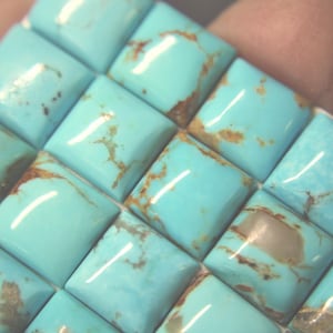 10 mm Kingman Quadrat Cabochons-Blau