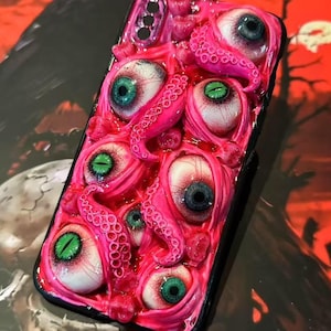Pink Flesh Horror-telefoonhoesje met oogbollen, 3D-harskunst voor iPhone Samsung, Creepy Cute Goth-cadeau, Weirdcore Aesthetic afbeelding 1
