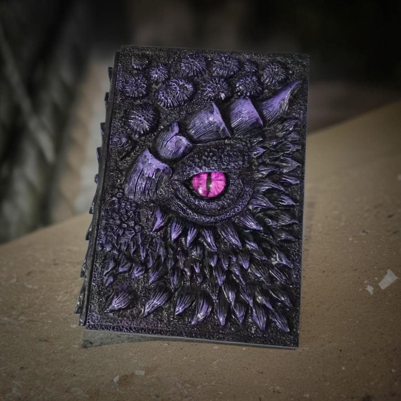 HorrorEyeArt 3D Dragon Eye Embossed Journal, Resin Engraving A5 Notebook for Dragon Lovers, Hardcover Notepad Halloween Gifts Retro Diary