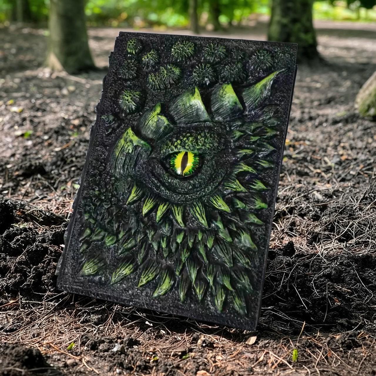 HorrorEyeArt 3D Dragon Eye Embossed Journal, Resin Engraving A5 Notebook for Dragon Lovers, Hardcover Notepad Halloween Gifts Retro Diary