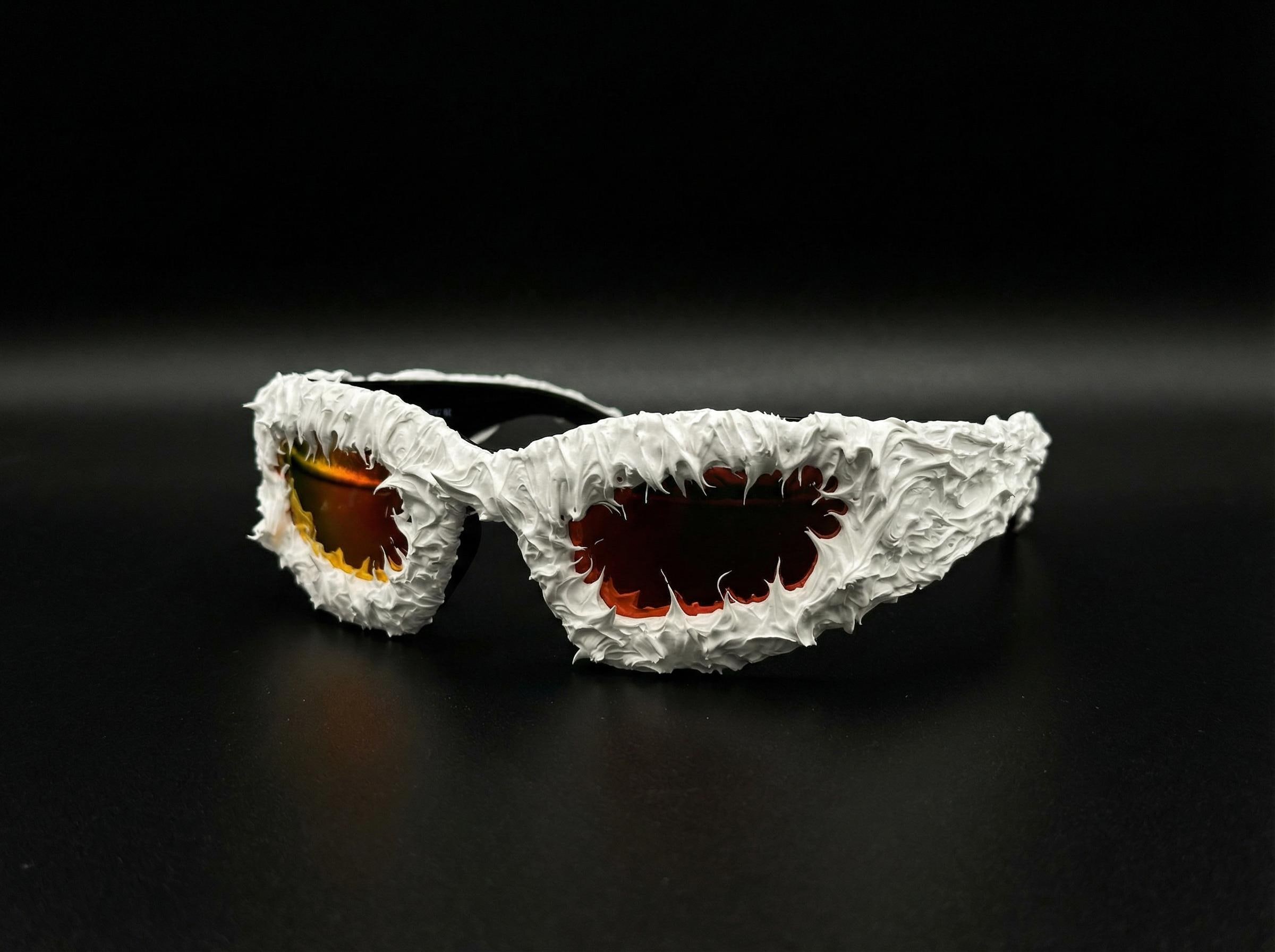 Enthyi - Occhiali da sole con cuore diavolo, senza montatura, alla moda, per feste di Halloween, divertenti da donna/uomo