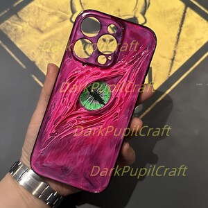 Handmade Gothic Horror Phone Case with 3D Eyeball – Flesh Texture Resin Cover for iPhone & Samsung Pink