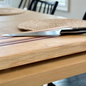 Tabla de cortar de madera de arce, cerezo y corazón morado hecha a mano - Veta en el borde