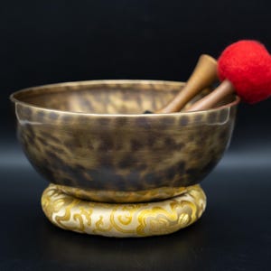 Master Healing Bowl 9.5 inches Tiger Eye Singing Bowl-Tibetan Singing bowl From Nepal-Holistic Bowls-  Harmonize Resonate Sound