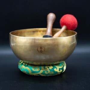 9.5 inches Dim Full Moon Singing Bowl-Tibetan Singing bowl From Nepal-Holistic Bowls-  Harmonize Resonate Sound