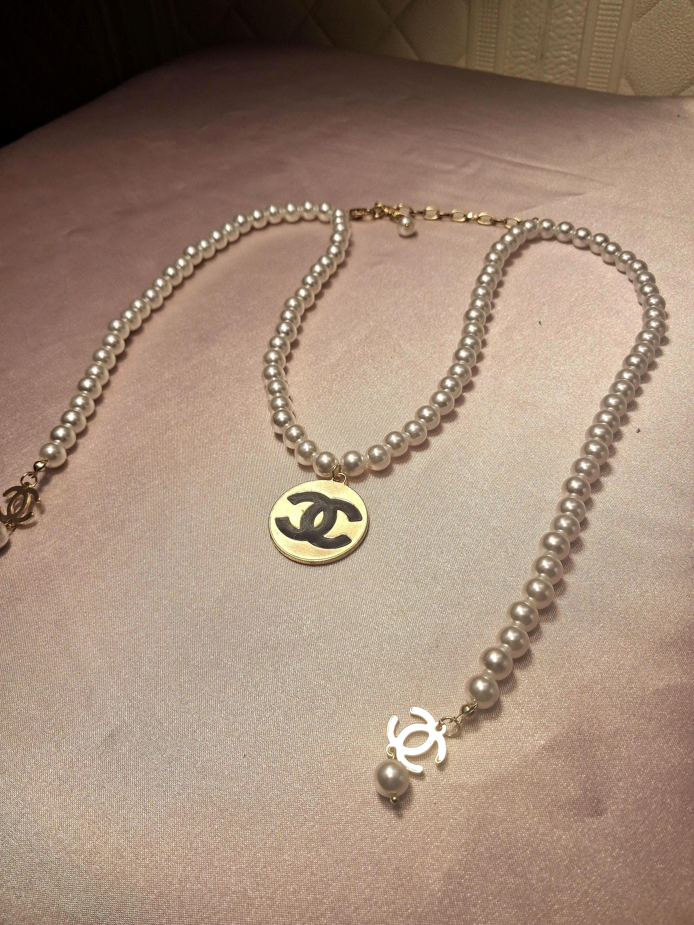 Chanel logo necklace - Etsy 日本