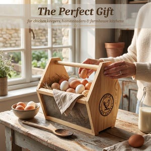 Cesta personalizada para recoger huevos, cesta de madera y malla para recoger huevos con nombre personalizado, soporte para huevos de gallina de estilo rústico, regalo para criadores de gallinas imagen 18