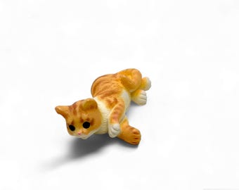 Miniature Orange Cat Figurine – Adorable Desk Decor, Cat Lover Gift, Feline Friends Minatare Kitten Gift For Cat Lovers